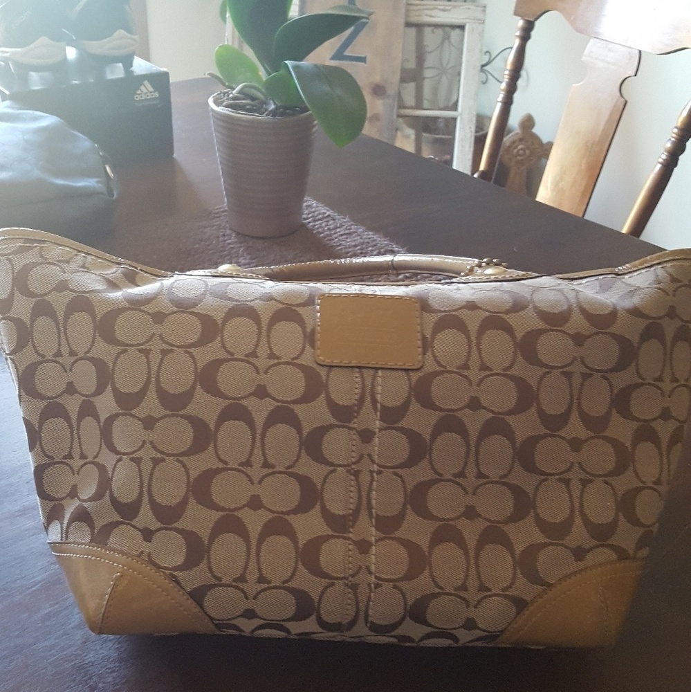 Coach handbag